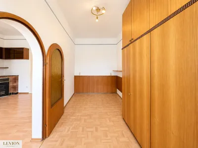 4-Zimmer-Wohnung kaufen in Wien – 100 m², € 298.000 – Bild 7 von 32