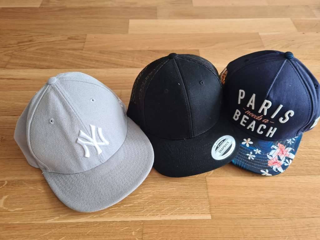 Snapbacks