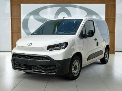 Toyota Pro Ace City Kasten 1,5 D 130 L1 Comfort Aut. Transporter / Kastenwagen