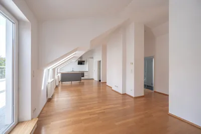++NEU++ 3-Zimmer DG-Wohnung, in toller Lage mit Gartennutzung – Bild 2