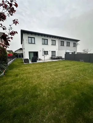 5-Zimmer-Haus mieten in Wiener Neustadt Land – 140 m², € 1.700