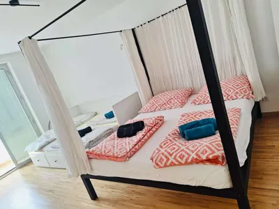 Helle Garçonnière mit Loggia - € 790 WARM (inkl. Heizung + Strom) - Nähe Hauptbahnhof - Provisionsfrei – Bild 2
