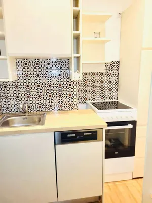Helle Garçonnière mit Loggia - € 790 WARM (inkl. Heizung + Strom) - Nähe Hauptbahnhof - Provisionsfrei – Bild 3
