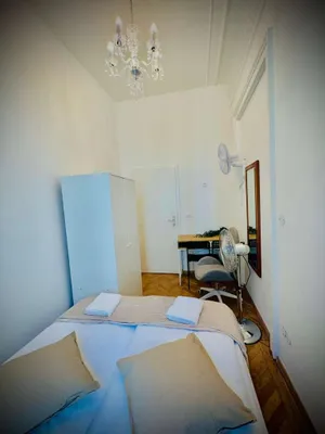 Studentenzimmer sofort beziehbar / Vollmöblierteszimmer in einer Wohngemeinschaft. – Bild 2