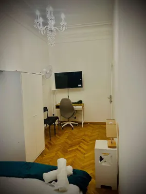 Studentenzimmer sofort beziehbar / Vollmöblierteszimmer in einer Wohngemeinschaft. – Bild 3