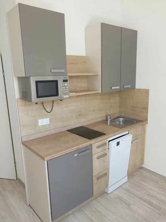 Provisionsfreie Altbau-3er-WG-Wohnung mit kleiner Ess-Küche in TU-Nähe zu vermieten! - Ansicht 2