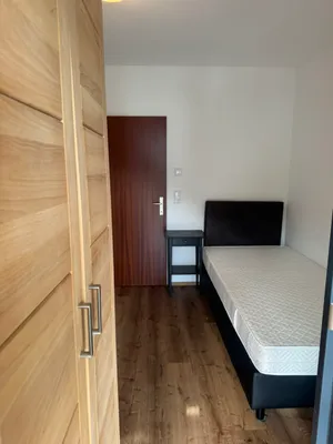 8-Zimmer-Gewerbeimmobilie mieten in Linz – 120 m², € 1.600 – Bild 13 von 48