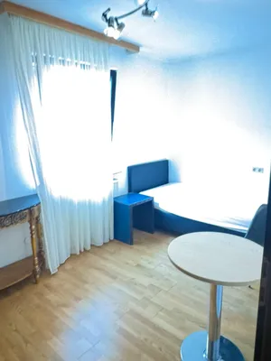 8-Zimmer-Gewerbeimmobilie mieten in Linz – 120 m², € 1.600 – Bild 44 von 48