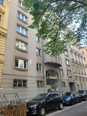 KOMPAKTE 1 ZIMMER WOHNUNG IM 6.OG – Bild 2