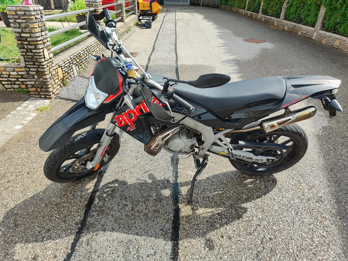 Aprilia SX