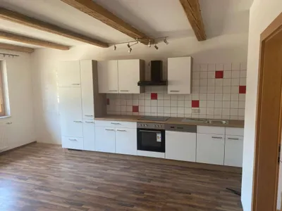 5-Zimmer-Wohnung mieten in Braunau am Inn – 76 m², € 680 – Bild 2 von 7