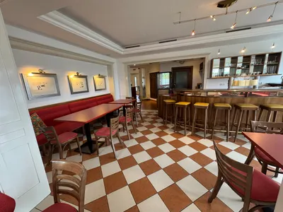 6-Zimmer-Gewerbeimmobilie mieten in Ried im Innkreis – 125 m², € 950