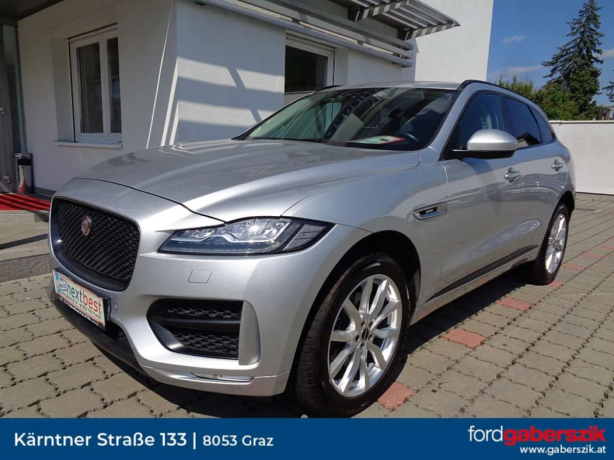 Jaguar F-Pace