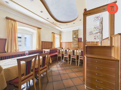 Gewerbeimmobilie mieten in Perg – 361 m², € 2.383 – Bild 3 von 12