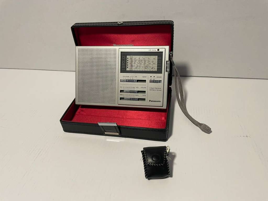 PanasonicRF788L/Weltempfänger/VintageRadio/MadeinJapan/1970erJahre/PartNo.T699ZA