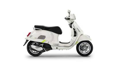 Vespa GTS 125 Super Tech *450 Euro Dolce Vita Bonus*