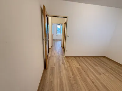 3-Zimmer-Wohnung mieten in Steyr – 70 m², € 760 – Bild 6 von 11