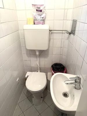 2-Zimmer-Gewerbeimmobilie mieten in Wien – 40 m², € 609 – Bild 3 von 8