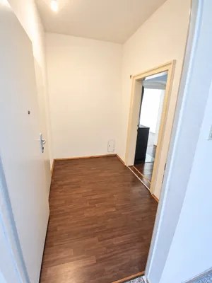 Wohnung mieten in Neunkirchen – 40 m², € 370 – Bild 7 von 8