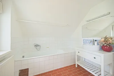 6-Zimmer-Gewerbeimmobilie mieten in Gmunden – 225 m², € 2.000 – Bild 16 von 16