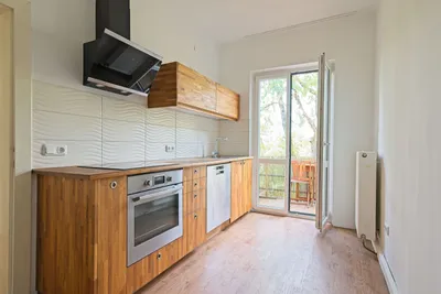 6-Zimmer-Gewerbeimmobilie mieten in Gmunden – 225 m², € 2.000 – Bild 9 von 16
