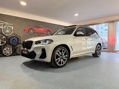 BMW X3 xDrive 20d *PANO*AHK*360*HEAD-UP*LHZ*SPZ*TOP...