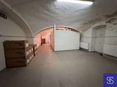 20-Zimmer-Gewerbeimmobilie mieten in Wien – 777 m², € 8.088 – Bild 32 von 35
