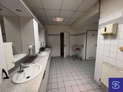 20-Zimmer-Gewerbeimmobilie mieten in Wien – 777 m², € 8.088 – Bild 34 von 35
