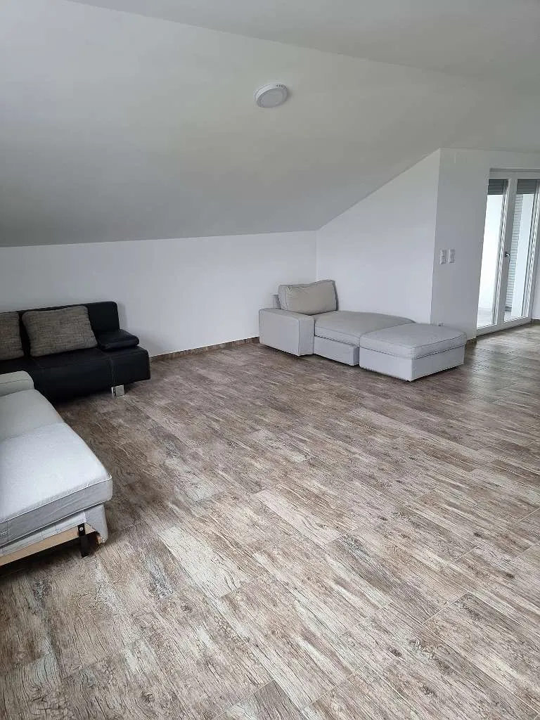 Wunderschöne-großzügige-3-Zimmer-Wohnung mit Loggia; Miete inkl. Betriebskosten-Heizung-Warmwasser, in Zwentendorf an der Donau - Widok 3