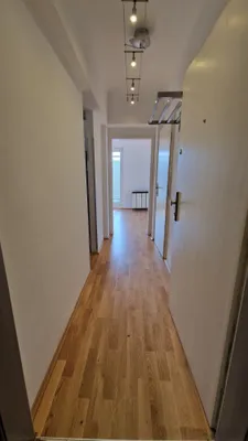 Helle 2 Zimmerwohnung mit großer Terrasse Nähe Hohe Warte, 33m2 – Bild 2