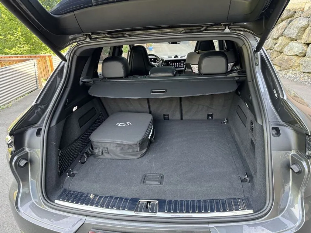 Porsche Cayenne E-Hybrid Sport 22 Zoll! – Bild 13