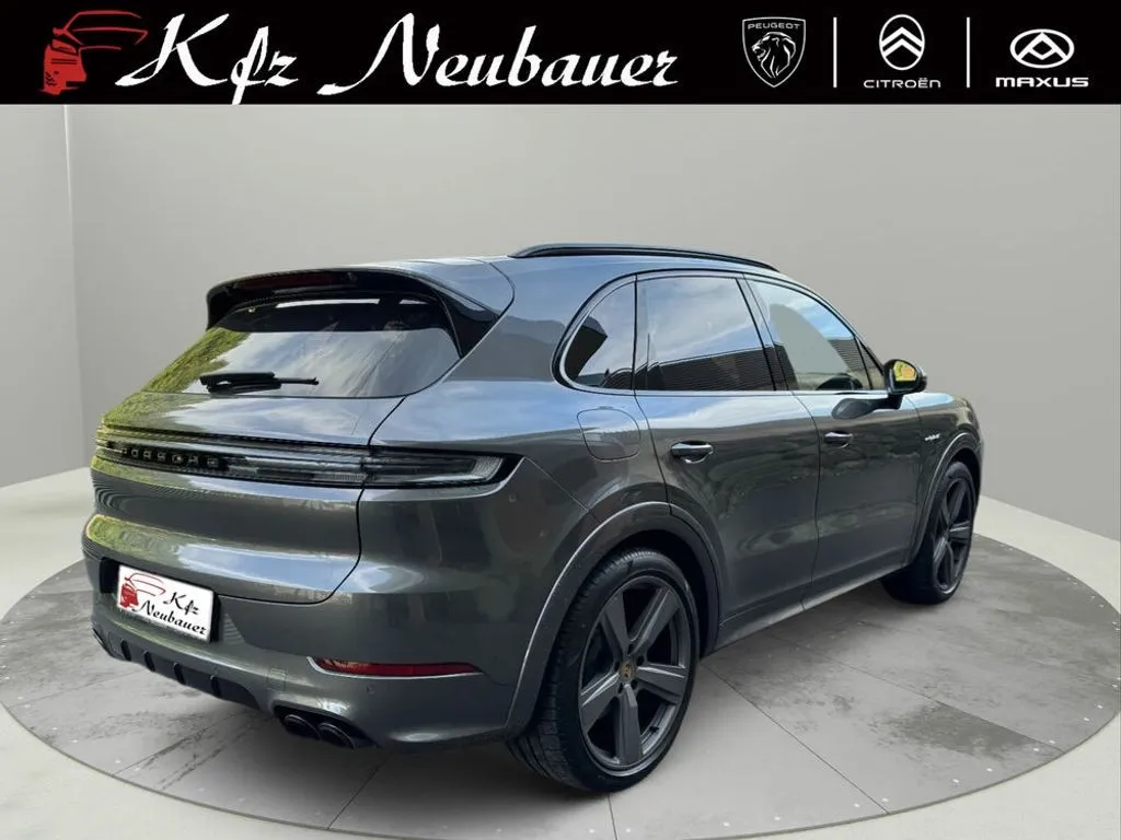 Porsche Cayenne E-Hybrid Sport 22 Zoll! – Bild 3