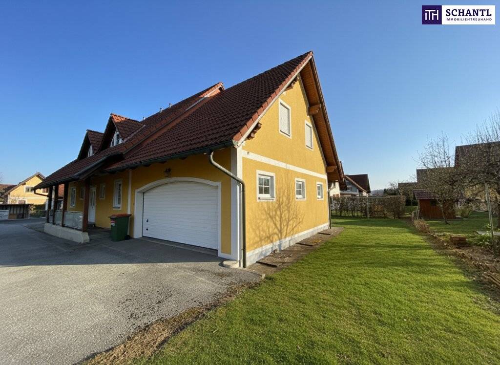SONNENLAGE - Neuwertiges ca. 160 m² großes Traumhaus mit idyllischem Garten + Terrasse, 2 Garagen & Top-Ausstattung in Ruhelage - Ansicht 3