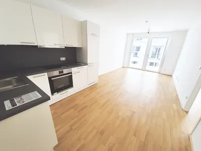 Schöne 2-Zimmer-Wohnung mit sonnigen Balkon in der Koloniestraße! – Bild 2
