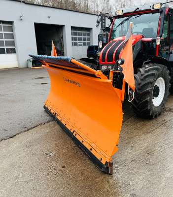Kahlbacher DK/5 Schneepflug Agrarfahrzeug