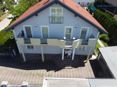 8-Zimmer-Haus kaufen in Baden – 237,1 m², € 980.000 – Bild 46 von 62