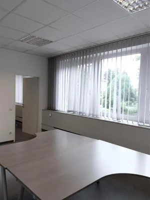 3-Zimmer-Gewerbeimmobilie mieten in Wels – 93 m², € 1.437 – Bild 5 von 8