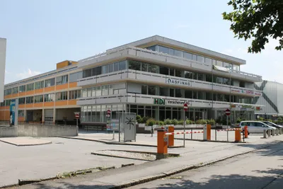 Gewerbeimmobilie mieten in Salzburg Stadt – 316 m², € 11 – Bild 2 von 11