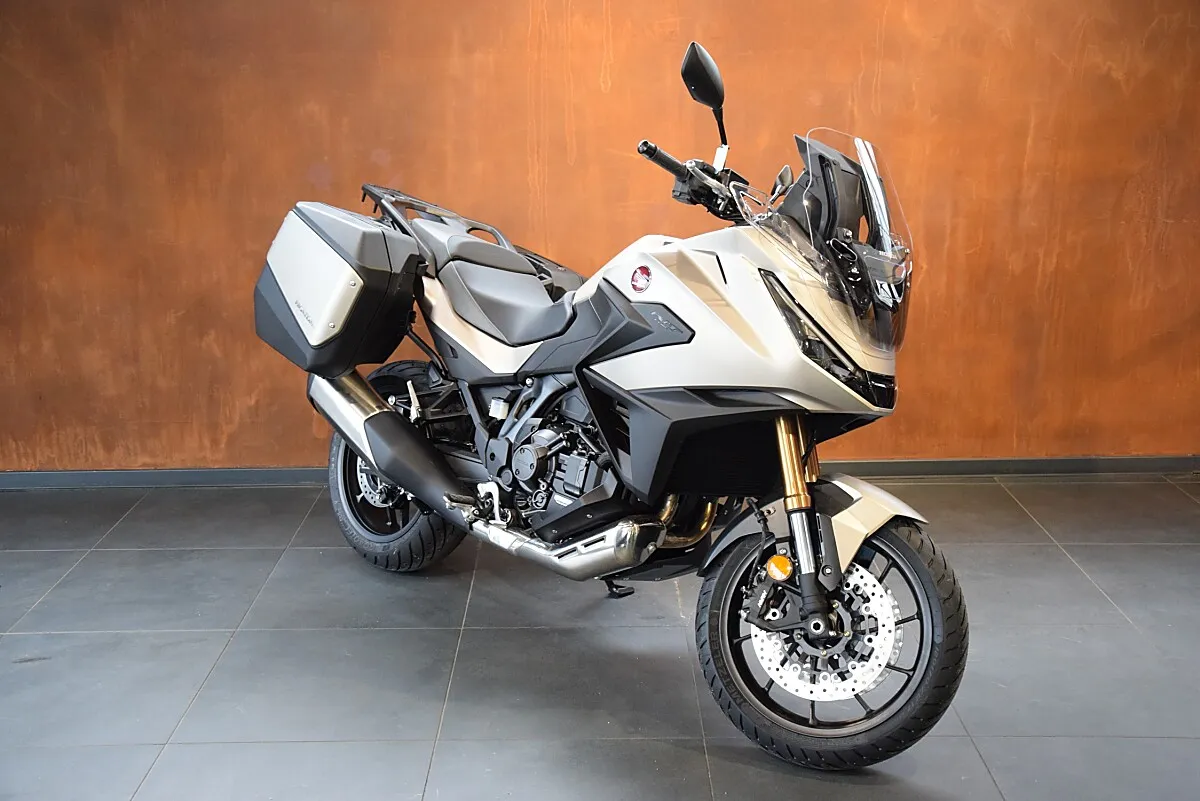 Honda NT
