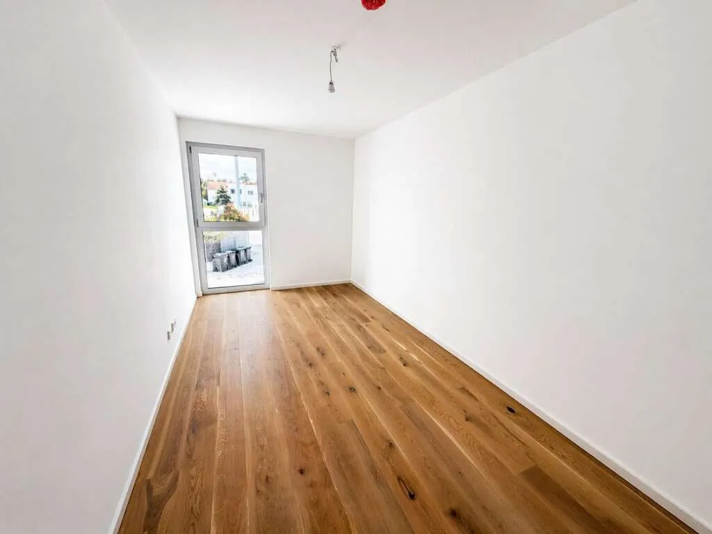 LEO LIVING! ERSTBEZUG! NEUBAU! WÄRMEPUMPE! ELEKTRISCHE BESCHATTUNG! NÄHE U6! - View 3