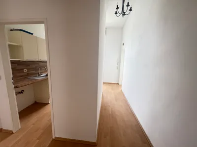 3-Zimmer-Wohnung mieten in Wiener Neustadt – 98,04 m², € 900 – Bild 3 von 9