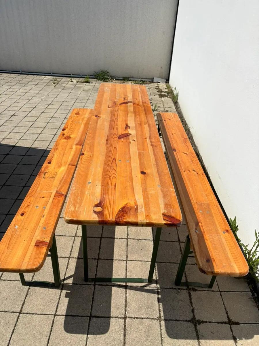 Bierzeltgarnitur, € 90,- (7011 Siegendorf)