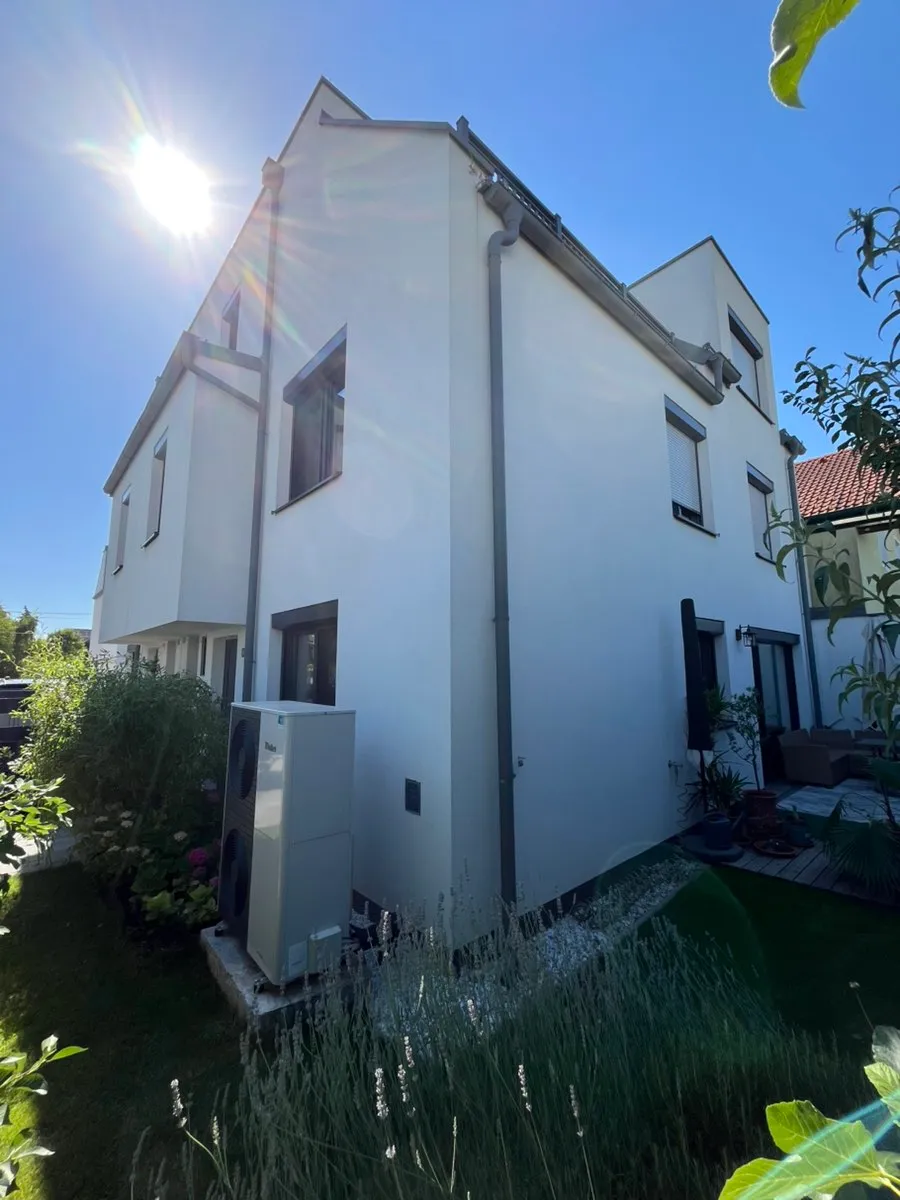 Exklusiv - Doppel-Villa - PROVISIONSFREI- Eigengrund -Fernsicht- Lobau - großer Garten - NEU - Ruhig - Wien - Essling - sofort einziehen - Ansicht 2