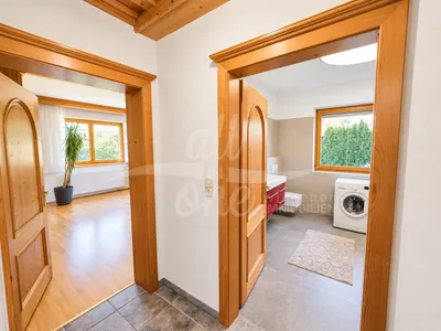 5-Zimmer-Haus kaufen in Klagenfurt – 208 m², € 679.000 – Bild 10 von 16