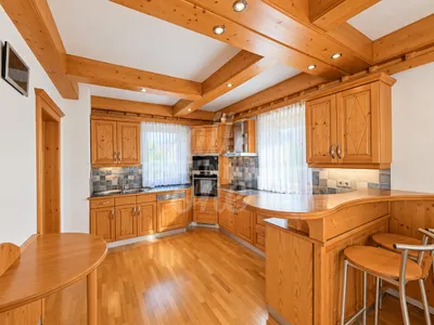 5-Zimmer-Haus kaufen in Klagenfurt – 208 m², € 679.000 – Bild 7 von 16