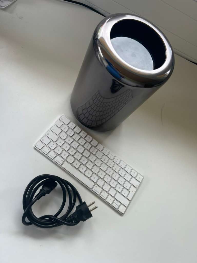 Mac Pro (Late 2013) - Leistungsstarker Profi-Mac in gutem Zustand