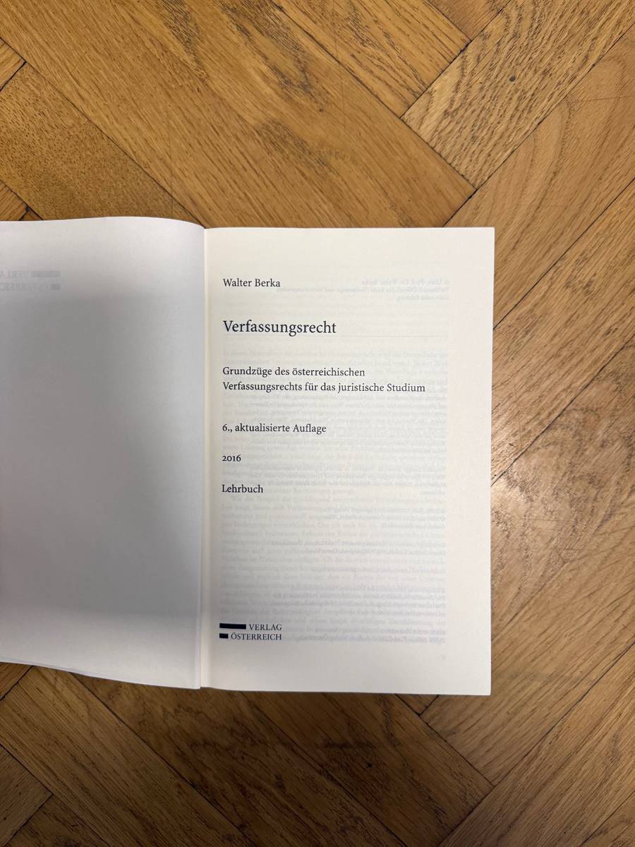 Verfassungsrecht kaufen - willhaben