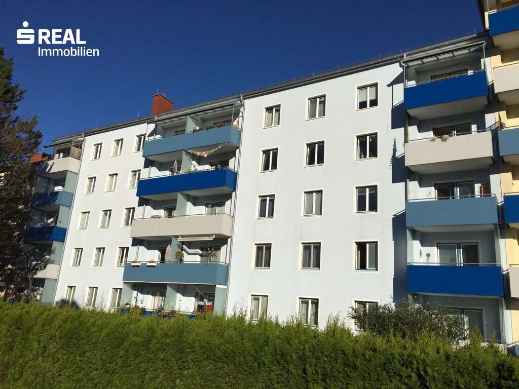 Schöne 3-Zimmer-Wohnung mit Balkon in outlets ruhiger Lage