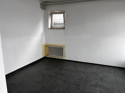 1-Zimmer-Gewerbeimmobilie mieten in Innsbruck-Land – 20 m², € 400 – Bild 2 von 2