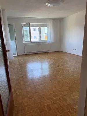 3-Zimmer-Wohnung mieten in Linz – 79 m², € 980 – Bild 1 von 12